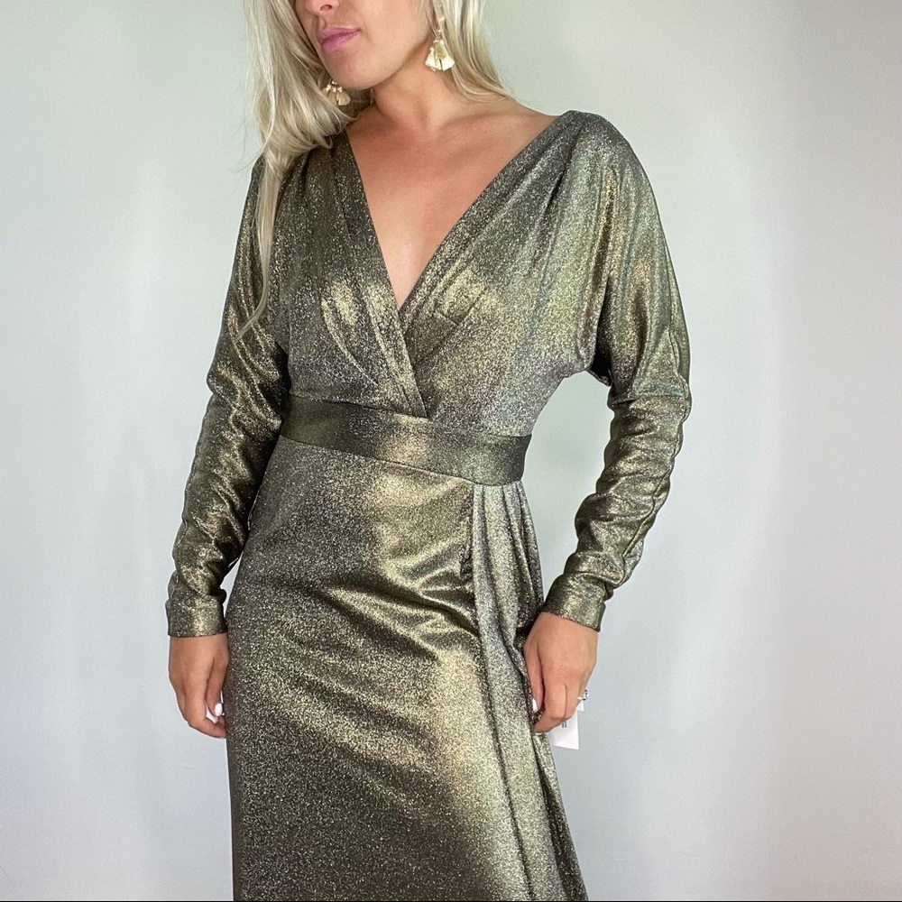Teri Jon $570 Gold Shimmer Long Sleeve Gown w/Slit - Picture 7 of 16